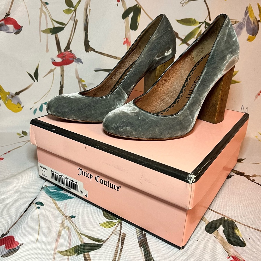 Grey velvet, round toe, wooden heel pump by Juicy Couture w box (nearly vintage)
